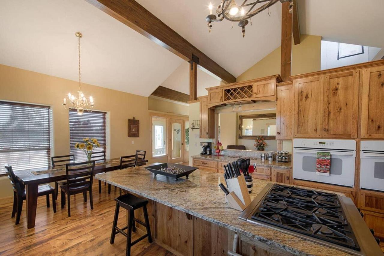 Broken Ridge Ranch - Large Group Destination - Hot Tub - Game Room - Kids Play Area McCall Exterior foto